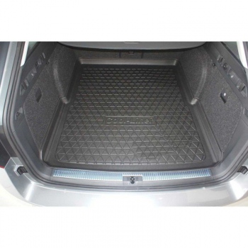 Tava portbagaj Skoda Superb III Combi Premium (up)